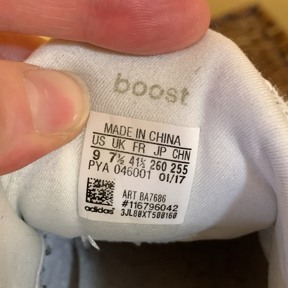 Adidas Ultra Boost Triple White Running Shoes - Picture 8 of 14